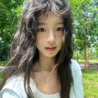 彼女